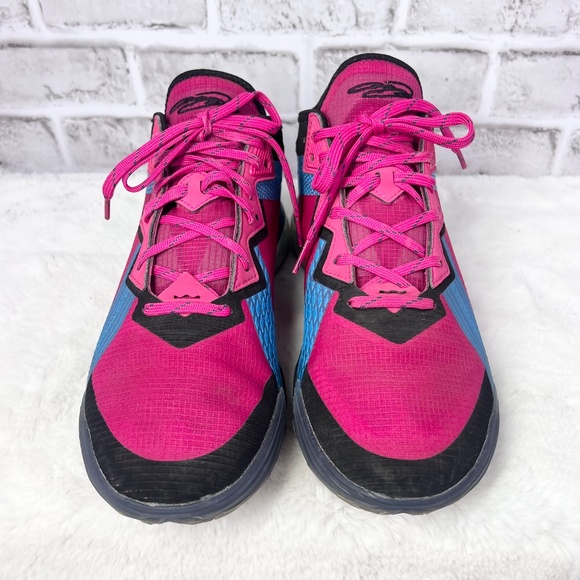|•NIKE•| Men's Lebron XVIII Low Neon Light Fireberry Blk Lt Blue Fury Size 8.5 - Picture 5 of 12